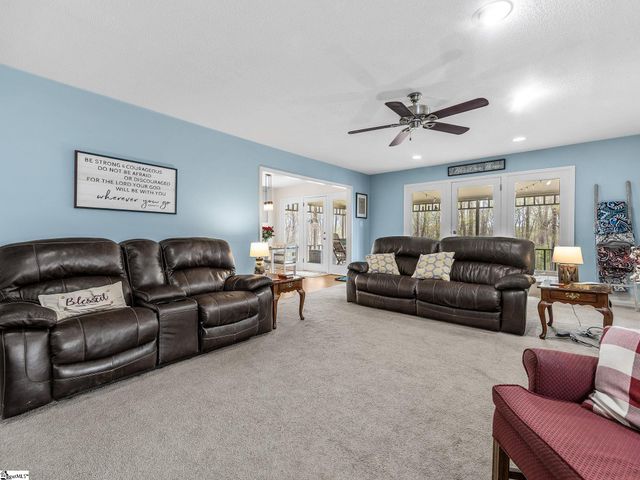 131 Riveredge Drive, Moore, SC 29369