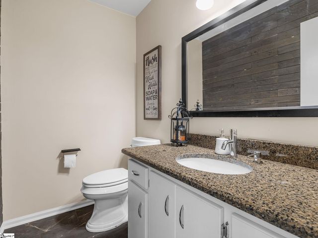 131 Riveredge Drive, Moore, SC 29369