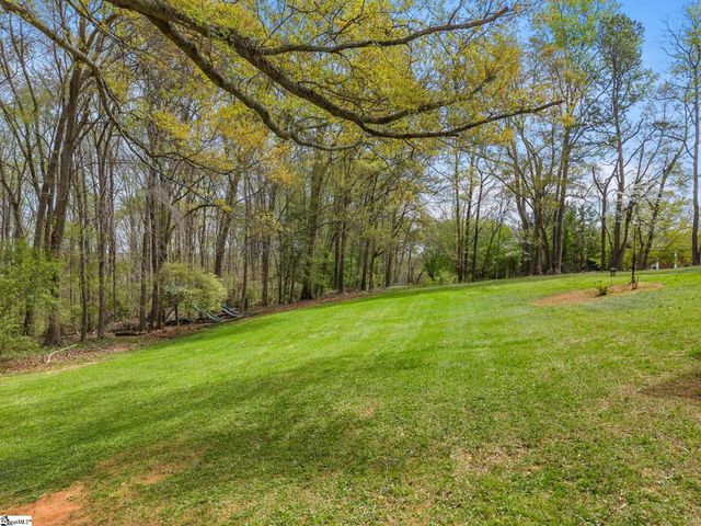 131 Riveredge Drive, Moore, SC 29369