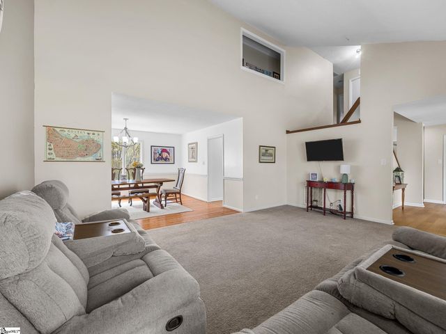 131 Riveredge Drive, Moore, SC 29369