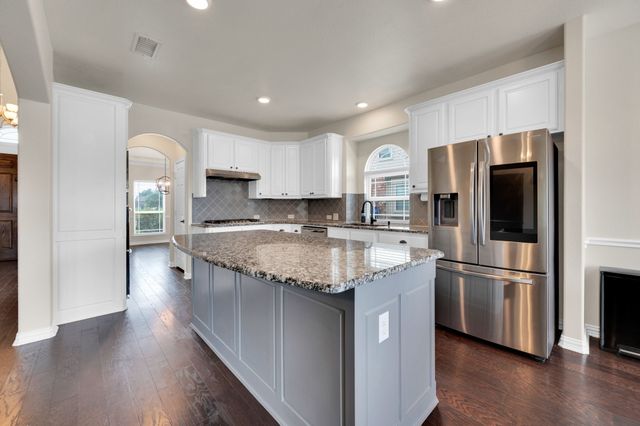 1611 Montelena Avenue, Kennedale, TX 76060