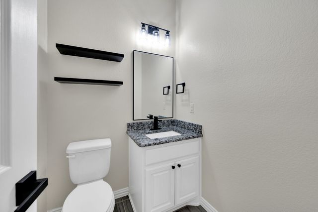 1611 Montelena Avenue, Kennedale, TX 76060