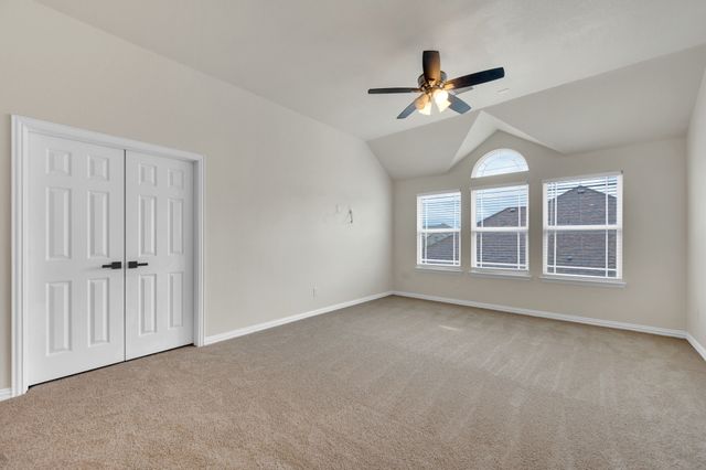 1611 Montelena Avenue, Kennedale, TX 76060