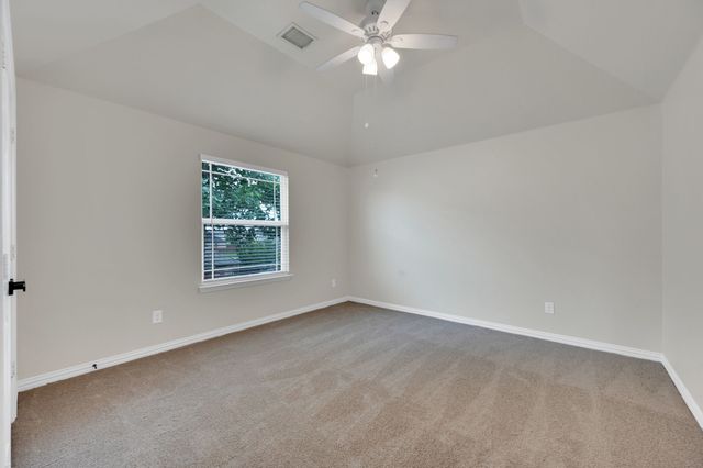 1611 Montelena Avenue, Kennedale, TX 76060