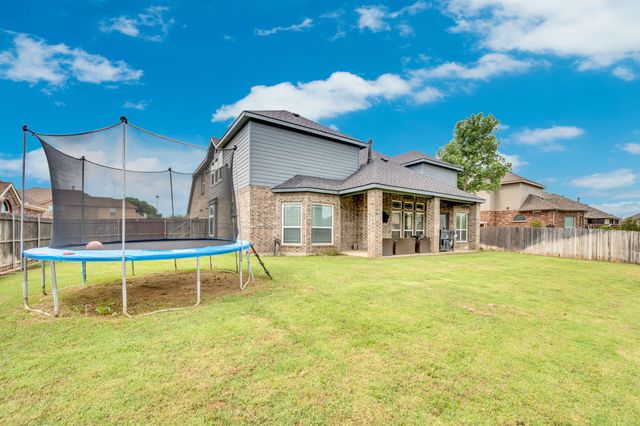 1611 Montelena Avenue, Kennedale, TX 76060