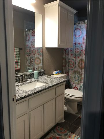 1611 Montelena Avenue, Kennedale, TX 76060
