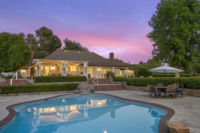 5 Country Glen, Fallbrook, CA 92028