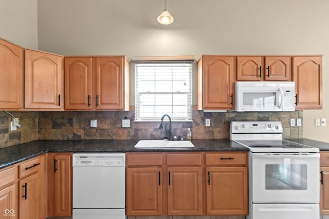 1951 Abbey Lane, Danville, IN 46122