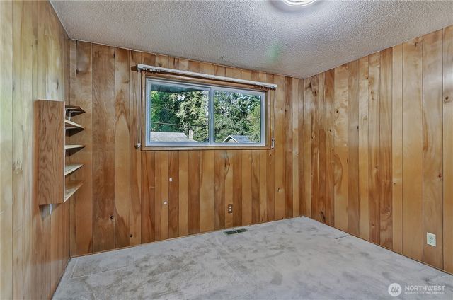 2402 Brentwood Street SE, Lacey, WA 98503