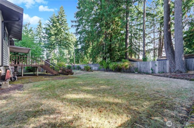 2402 Brentwood Street SE, Lacey, WA 98503