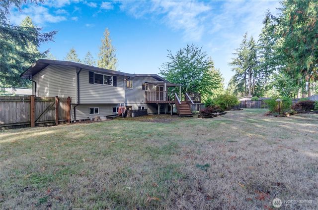 2402 Brentwood Street SE, Lacey, WA 98503