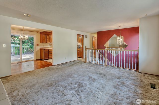 2402 Brentwood Street SE, Lacey, WA 98503