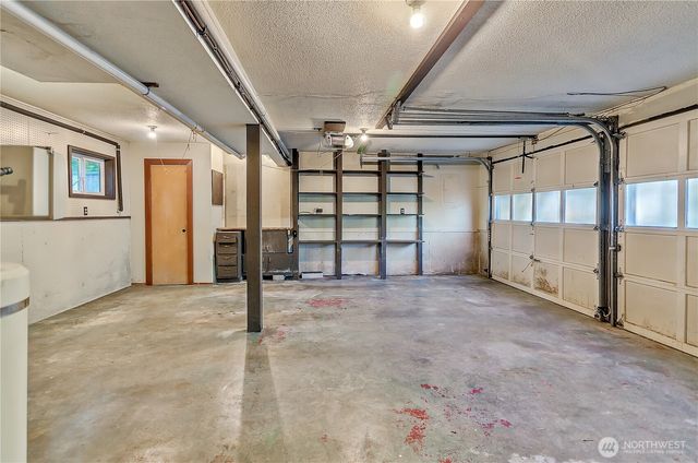 2402 Brentwood Street SE, Lacey, WA 98503