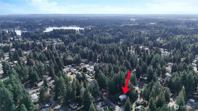 2402 Brentwood Street SE, Lacey, WA 98503