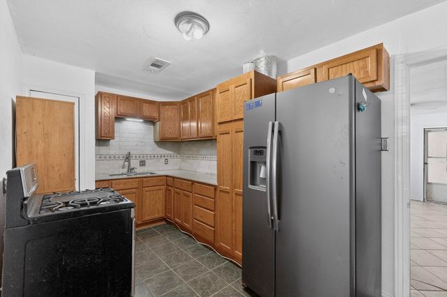 1704 Bell Avenue, Blue Mound, TX 76131