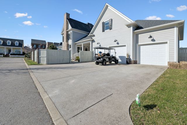 9045 Keats St, Franklin, TN 37064