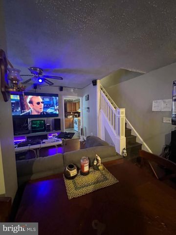 120 MIDDLE AVE, Millville, NJ 08332