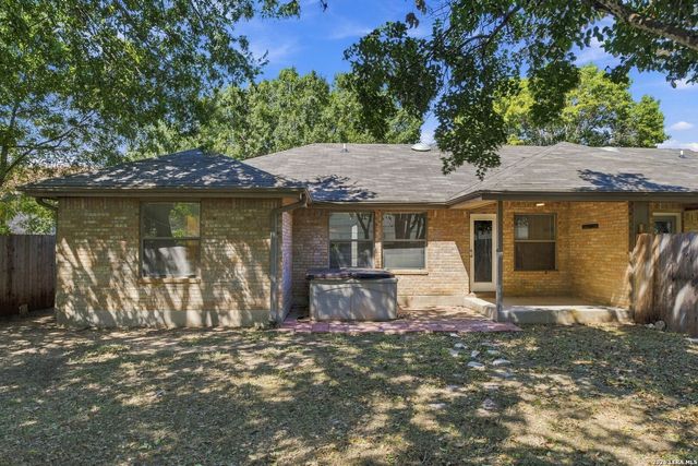 1320 SUMMERWOOD DR, New Braunfels, TX 78130