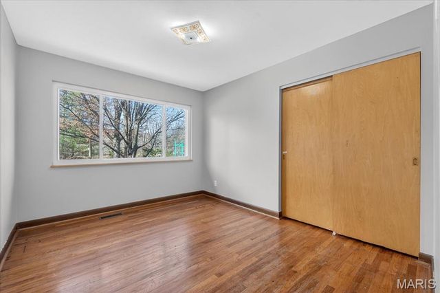 6 Nassau Circle, Creve Coeur, MO 63146