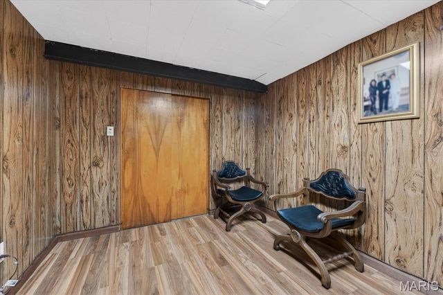 6 Nassau Circle, Creve Coeur, MO 63146