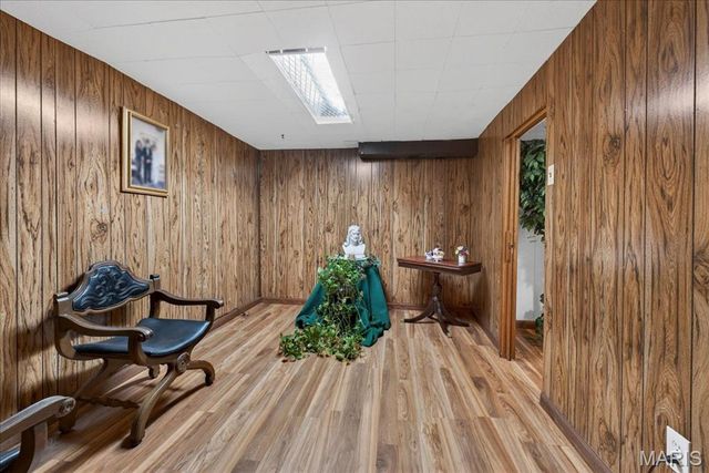 6 Nassau Circle, Creve Coeur, MO 63146