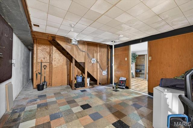 6 Nassau Circle, Creve Coeur, MO 63146