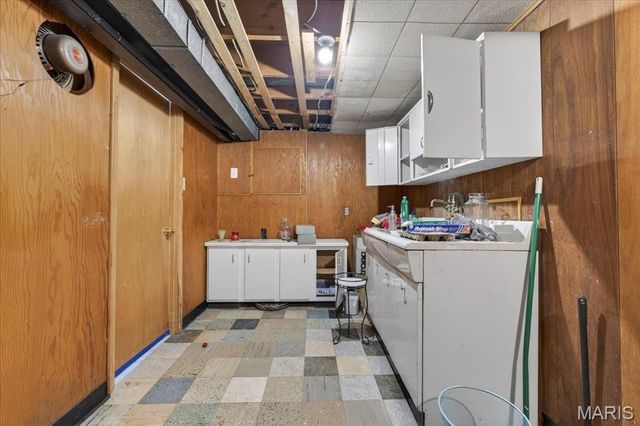 6 Nassau Circle, Creve Coeur, MO 63146