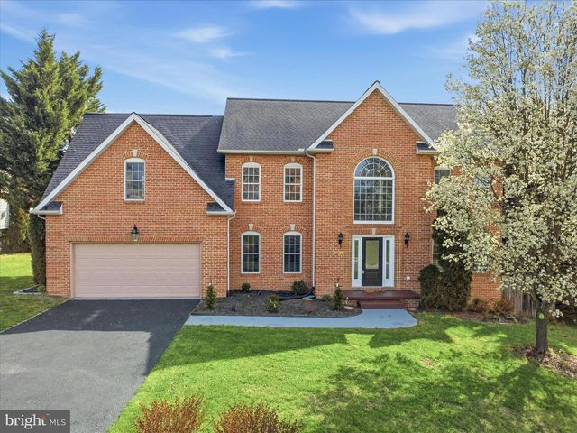 7980 GOLF VISTA DRIVE, Greencastle, PA 17225