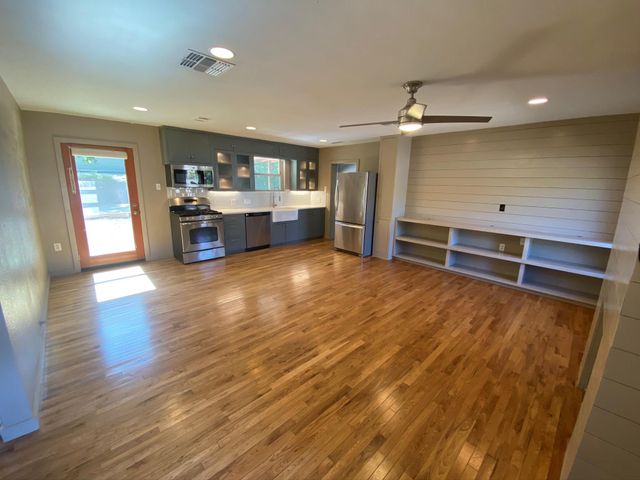 1415 Bentwood RD, Austin, TX 78722