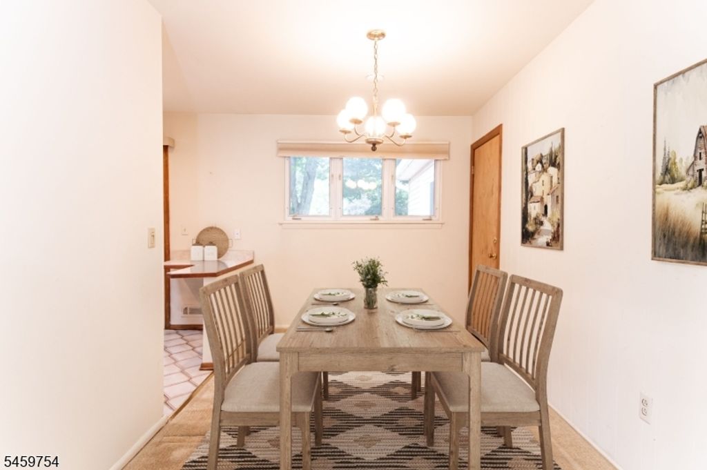 28 Overlook Dr, Jefferson Twp., NJ 07438 — photo 5