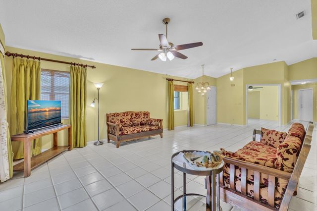 4787 Brighton Lakes Boulevard, Boynton Beach, FL 33436