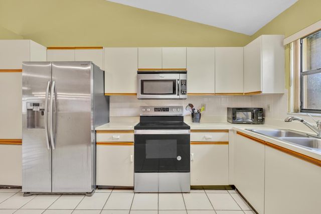 4787 Brighton Lakes Boulevard, Boynton Beach, FL 33436