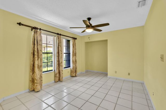 4787 Brighton Lakes Boulevard, Boynton Beach, FL 33436