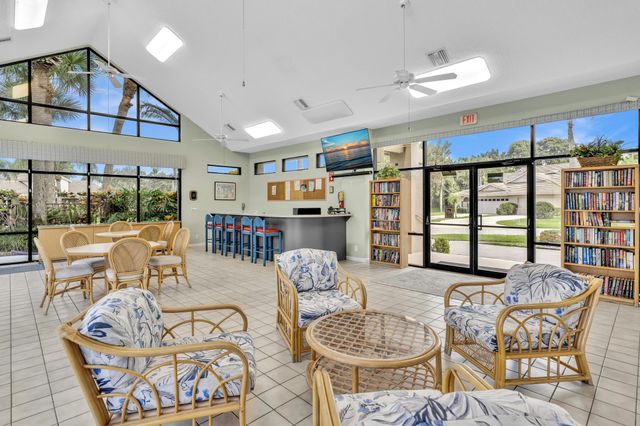 4787 Brighton Lakes Boulevard, Boynton Beach, FL 33436