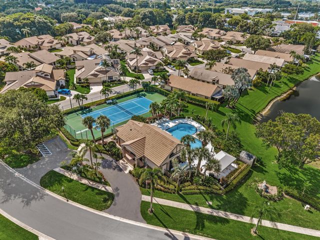 4787 Brighton Lakes Boulevard, Boynton Beach, FL 33436