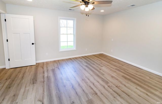 7340 Hwy 66, Wadesville, IN 47638