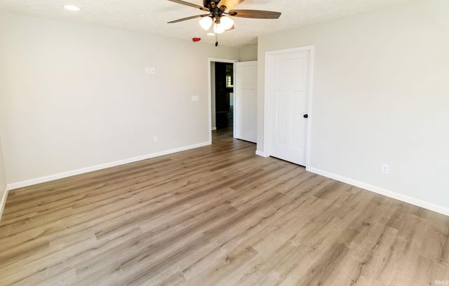 7340 Hwy 66, Wadesville, IN 47638