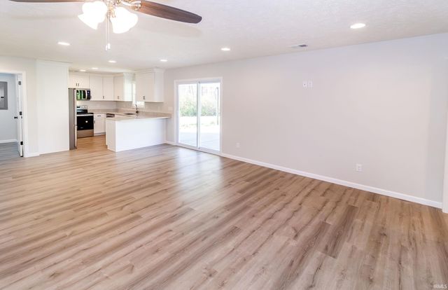 7340 Hwy 66, Wadesville, IN 47638