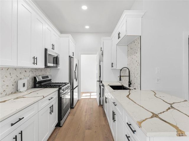 1571 Mary George Avenue NW, Atlanta, GA 30318