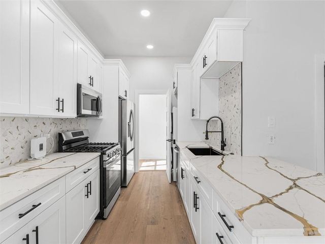 1571 Mary George Avenue NW, Atlanta, GA 30318