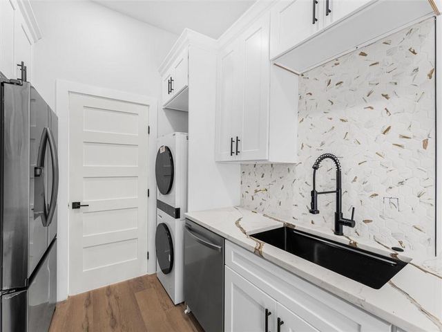 1571 Mary George Avenue NW, Atlanta, GA 30318