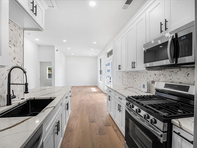 1571 Mary George Avenue NW, Atlanta, GA 30318