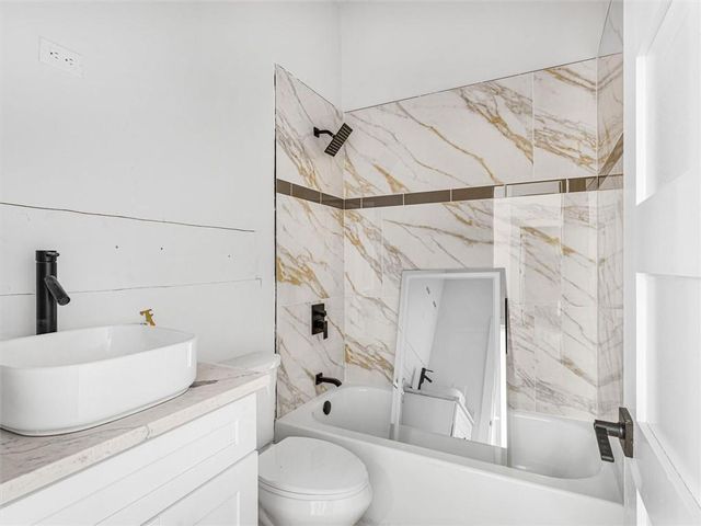 1571 Mary George Avenue NW, Atlanta, GA 30318