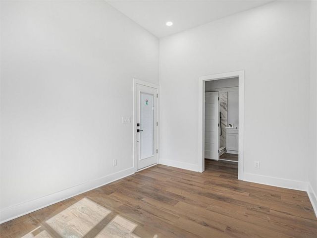 1571 Mary George Avenue NW, Atlanta, GA 30318