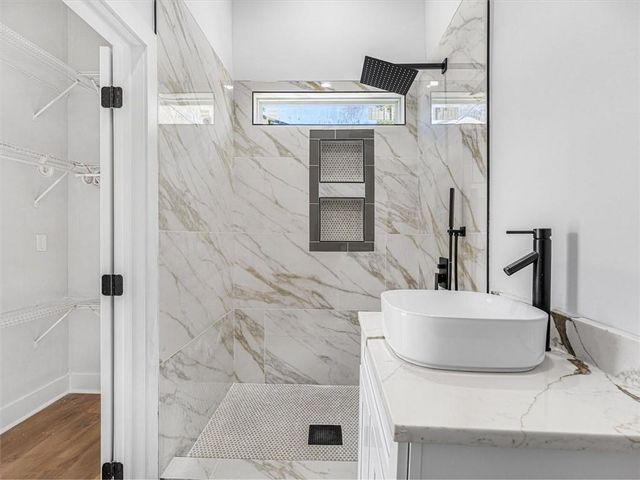 1571 Mary George Avenue NW, Atlanta, GA 30318