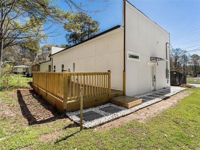 1571 Mary George Avenue NW, Atlanta, GA 30318