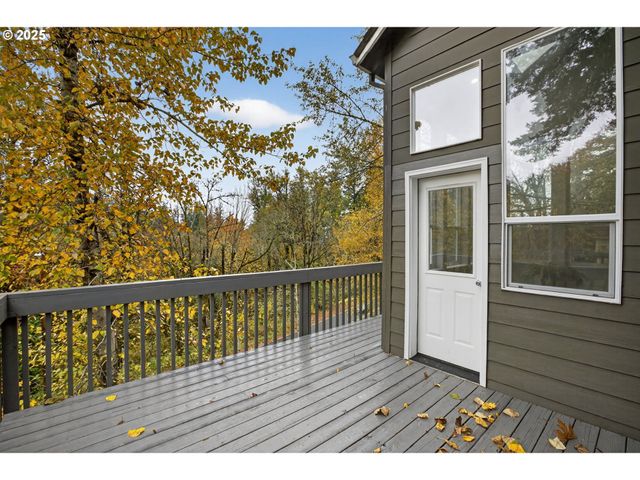 8047 Se 134TH Dr, Portland, OR 97236