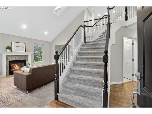 8047 Se 134TH Dr, Portland, OR 97236