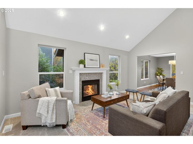 8047 Se 134TH Dr, Portland, OR 97236