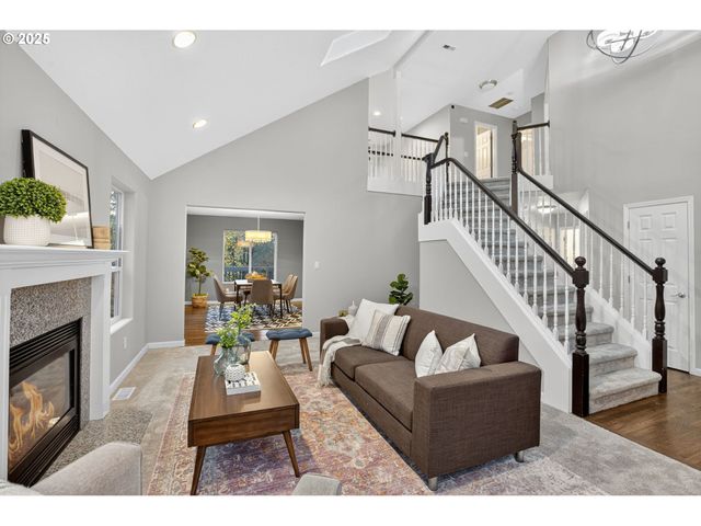 8047 Se 134TH Dr, Portland, OR 97236